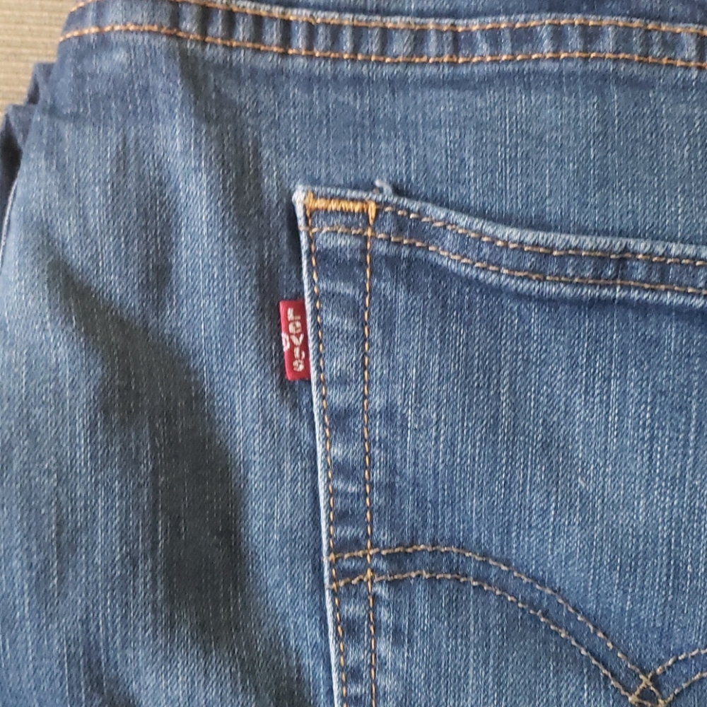 Mens Levi's Athletic 541 jeans